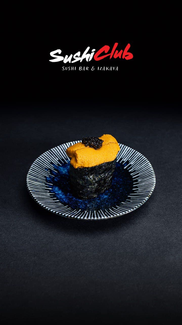 Fresh sea urchin gunkan with caviar